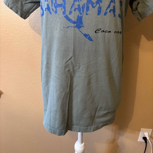 Gildan Green and Blue Short Sleeve Tee Bahamas Coco cay 100% Cotton - Picture 4 of 12